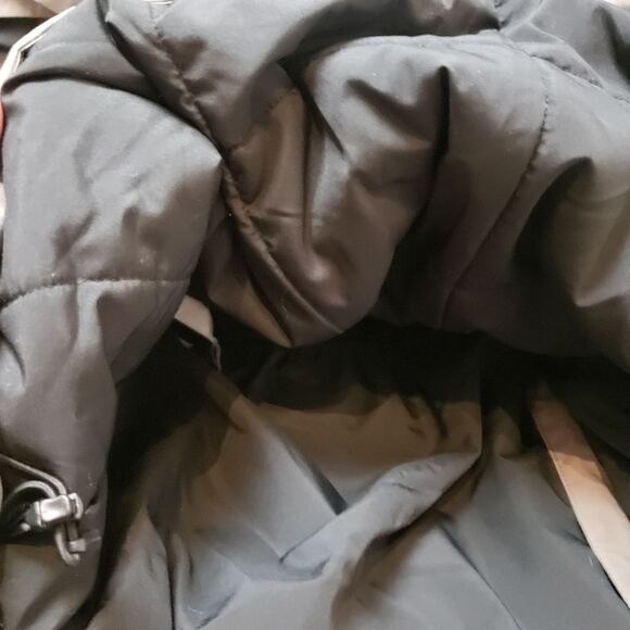 Mountain Equipment Coop hooded winter coat - Picture 4 of 16